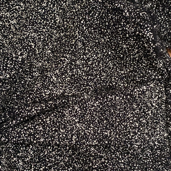 Long sleeve black with gold shimmer crop top, size small - Picture 2 of 5